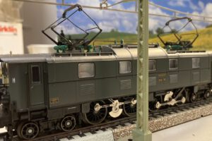 De DR E52 30 op de testbaan! (Märklin 33661)